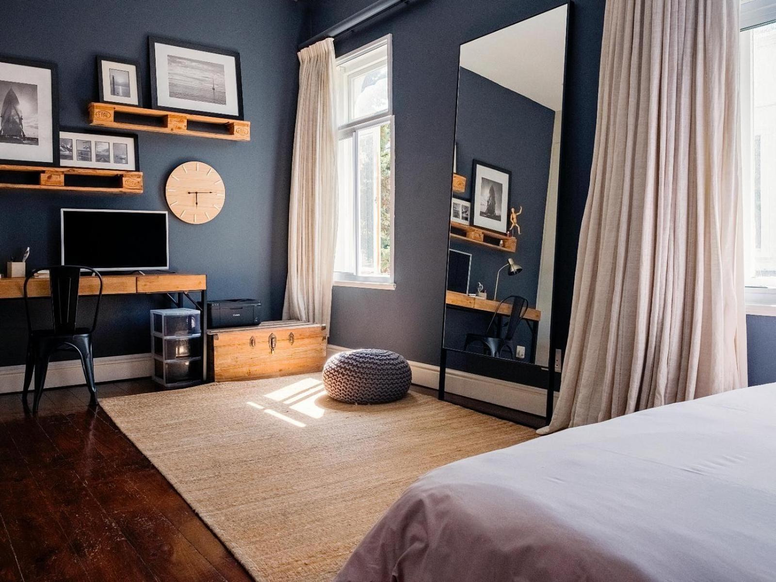 Purple House Accommodations Cape Town Room photo